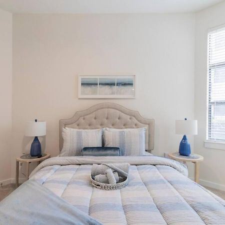 Charming Cozy Apartment With Wi-Fi & Free Parking Шарлотт Экстерьер фото
